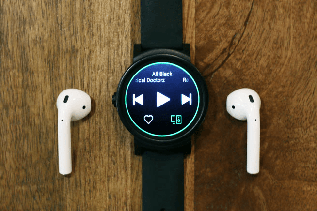 Can a Smartwatch Play Music Without a Phone?