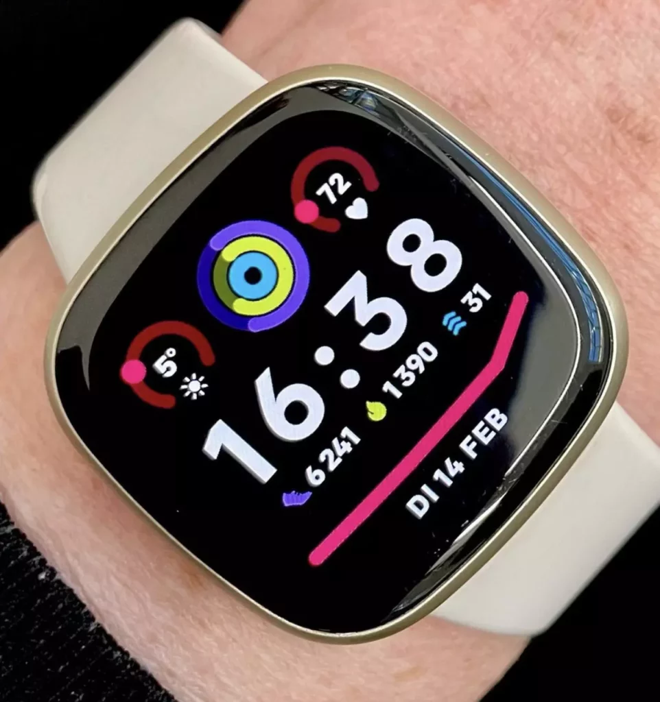 Fitbit Versa 3